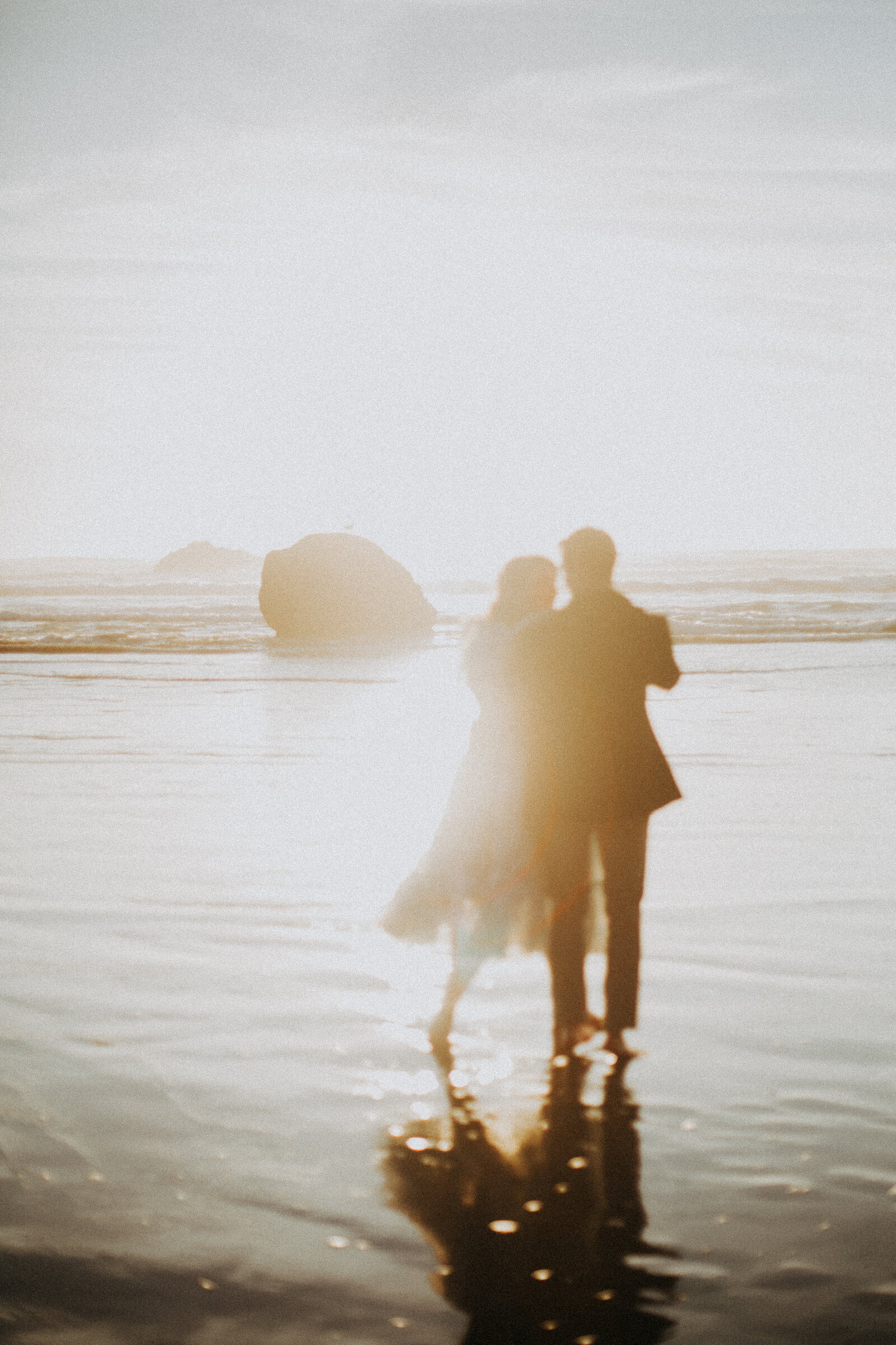 Whimsical Oregon Coast Engagement Shoot-43