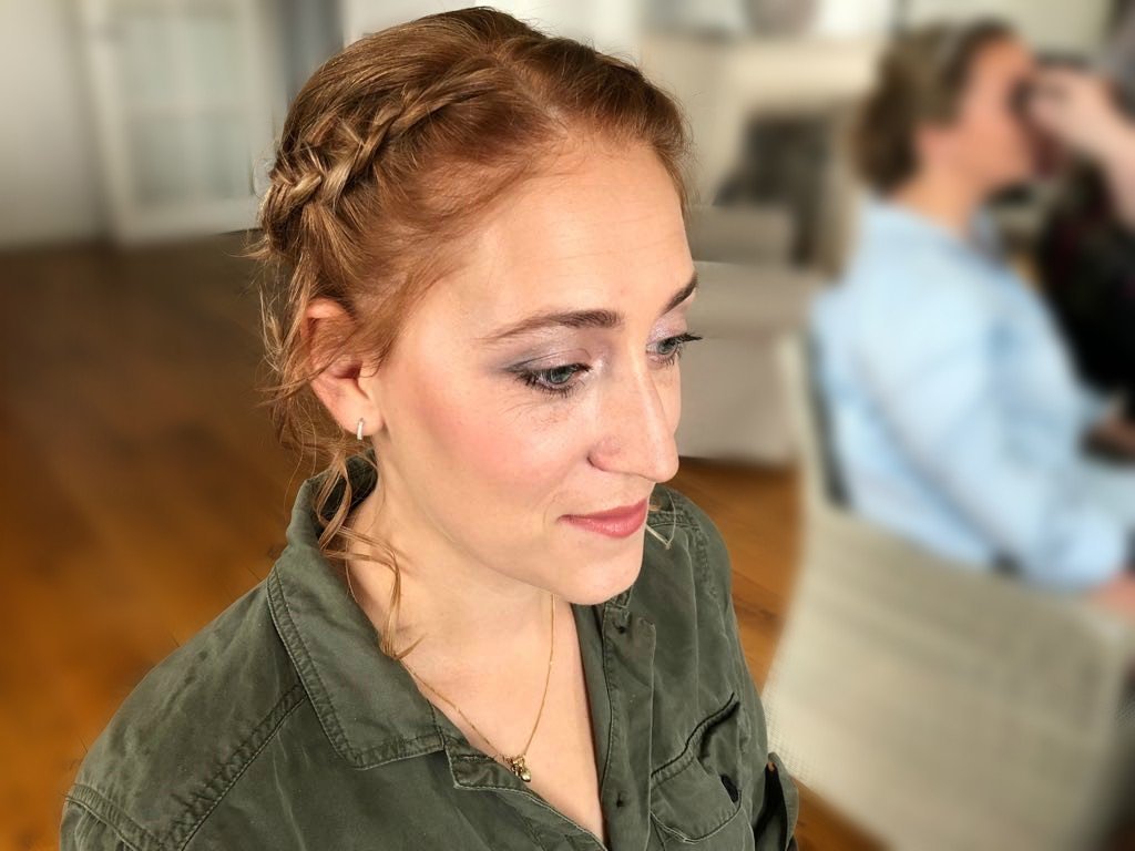 Hairstyling braid blur