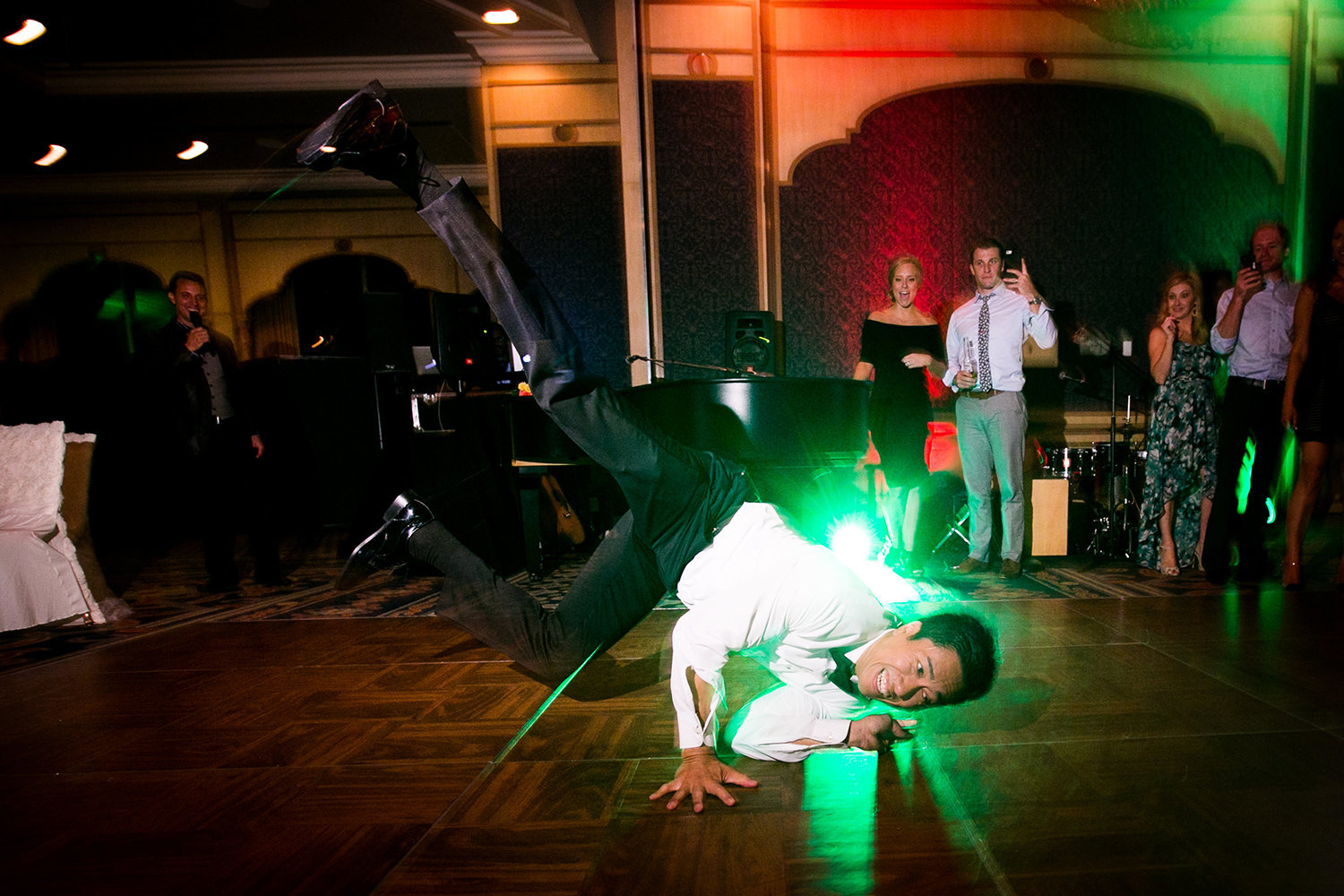 Hilton San Diego Resort wedding photos reception light dancing