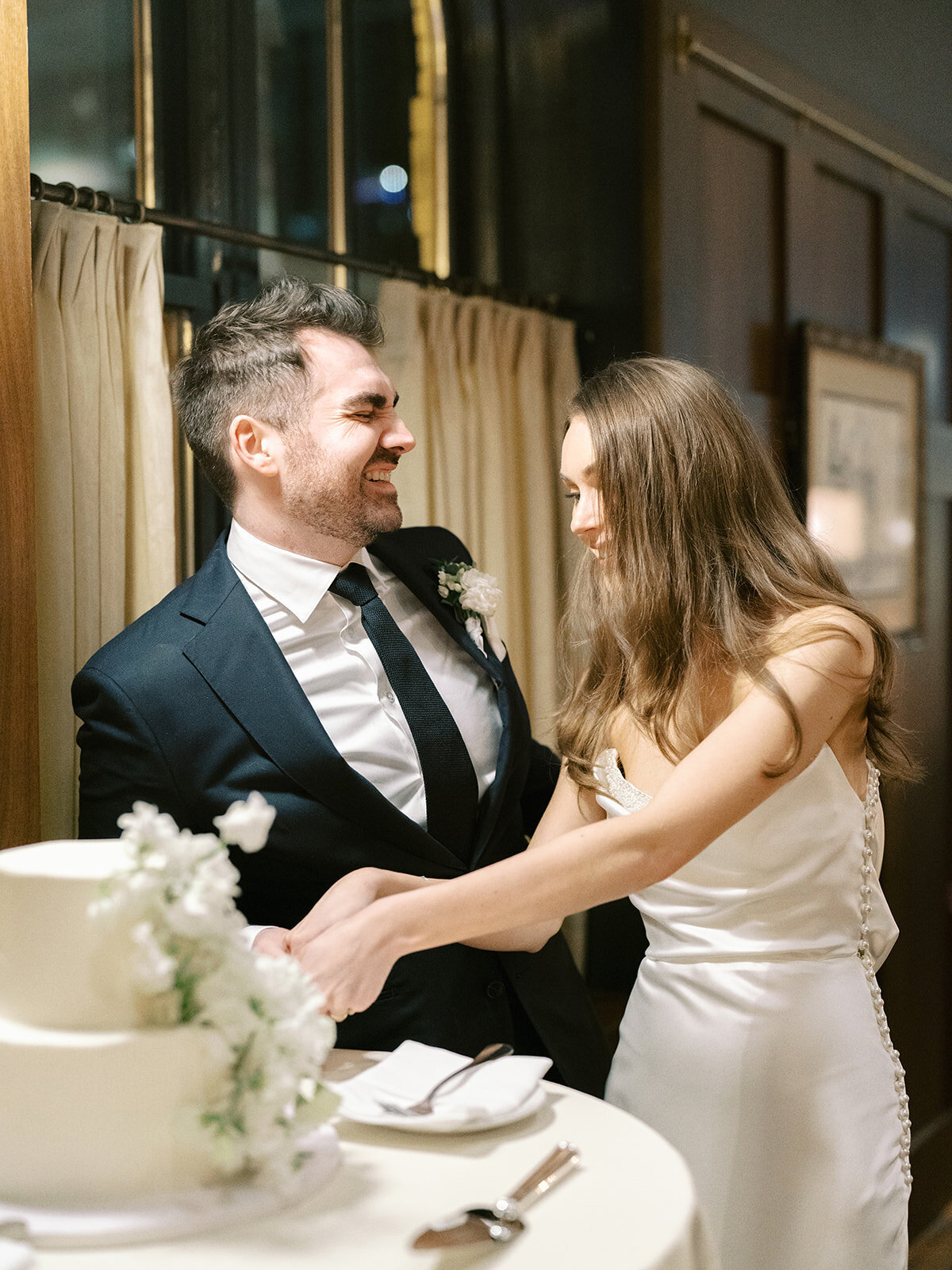 Chicago_Wedding_Photographer_LaurenPage23-117