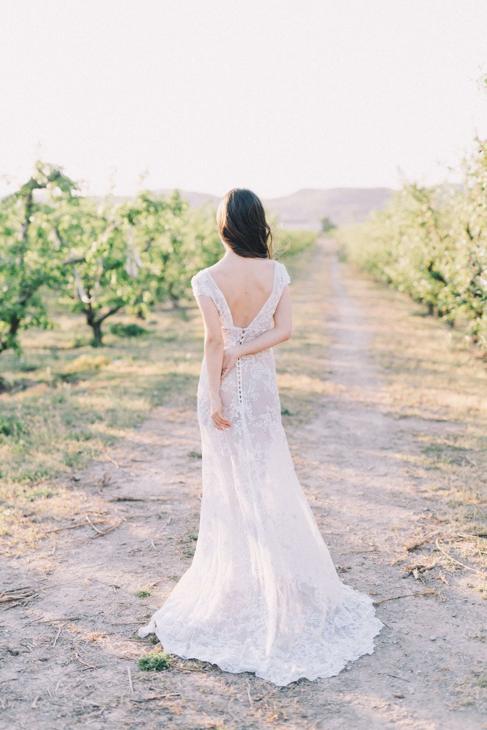 Wedding-dress-bridal-gown-store-website-template-Showit-pexels-leeloo-thefirst-4621960
