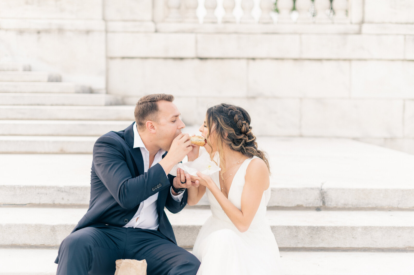 chicago rookery building and board of trade and museum campus wedding photos-8324