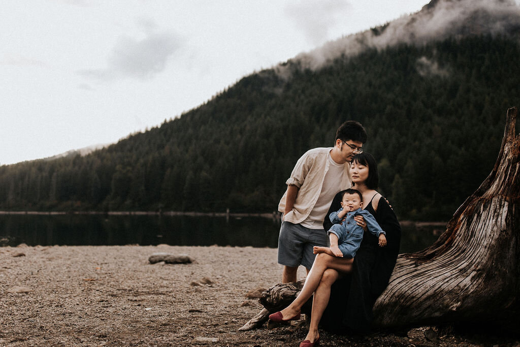 portland-family-photographer-pnw-golden-creek-pond-seattle-35