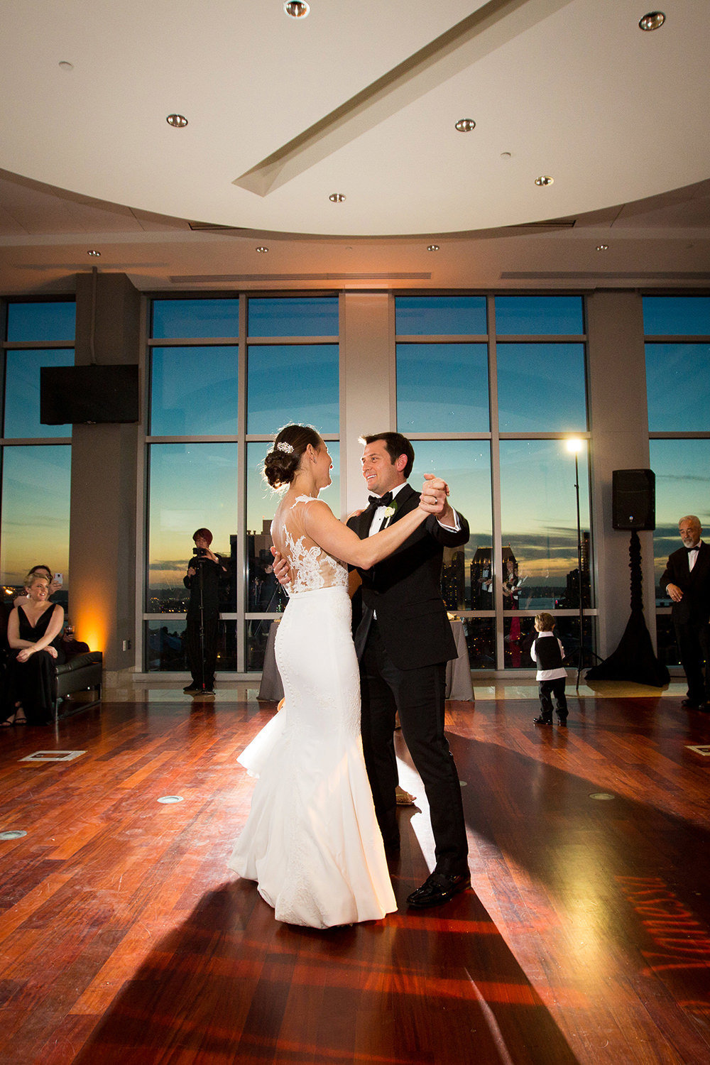 The first dance | Creative wedding photography reception lighting