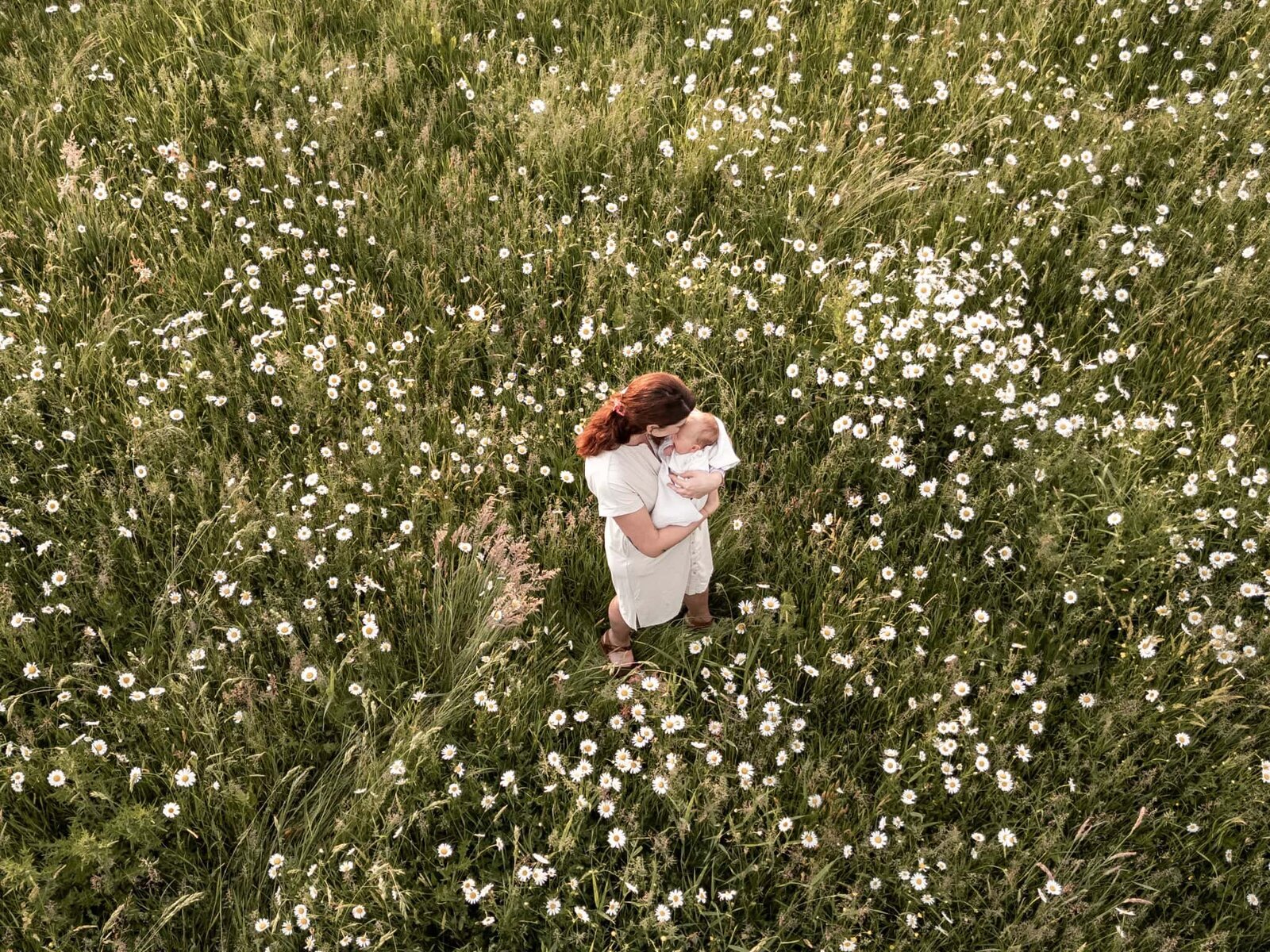 Gezinsshoot Groningen gezocht? Iris Antonides Fotografie is jullie gezins fotograaf in de regio Groningen, Drenthe, Friesland.