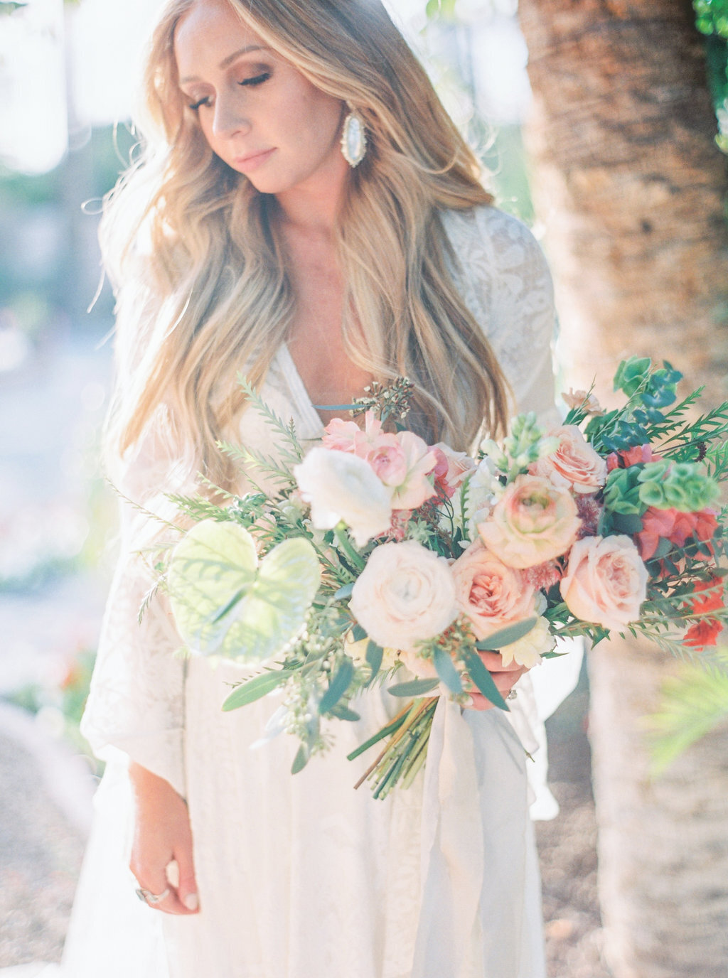 florists-in-phoenix-bridal-bouquet