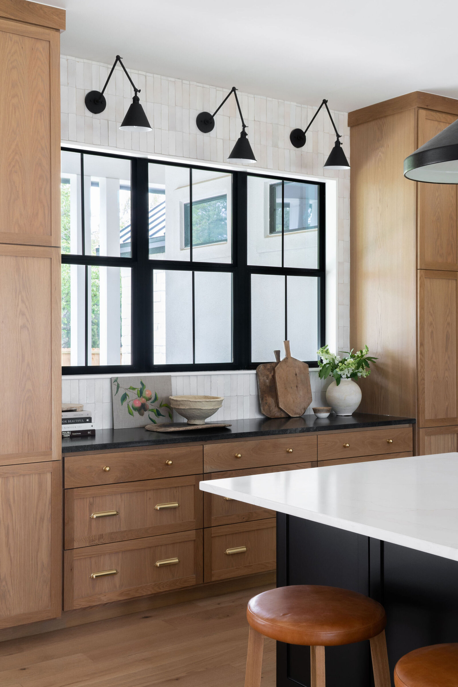 NuelaDesign_White Oak Kitchen Cabinets