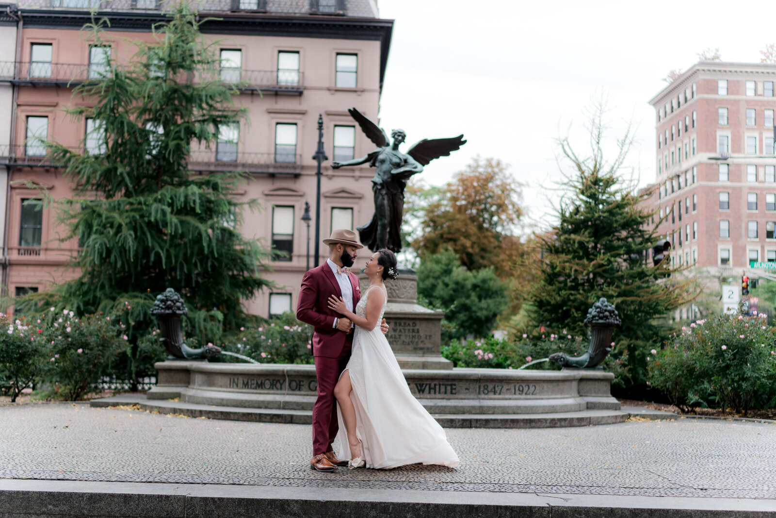 Boston-Wedding-Photographer-SRV- Boston-Public-Garden-119