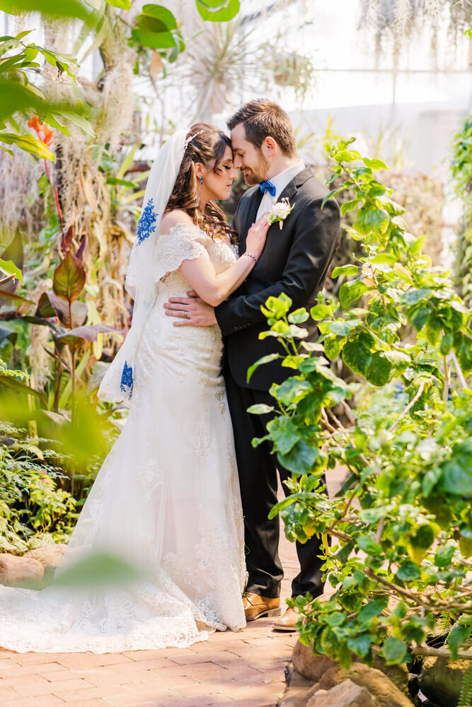 butterfly-themed-Tucson-Botanical-Gardens-wedding-Christy-Hunter-Photography-wedding-photographer-in-Tucson-029