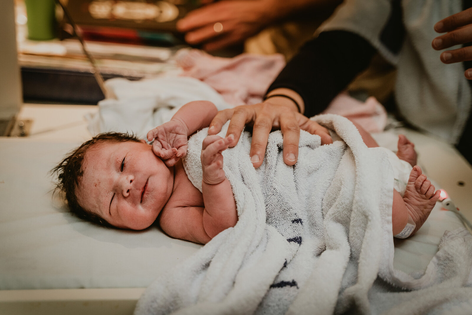 Tauranga-photography-birth-hospital-babygirl-193-2