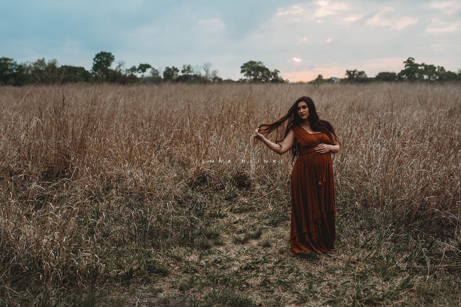 Field-Rust-San-Antonio-Maternity-Photographer-Earthy-bold