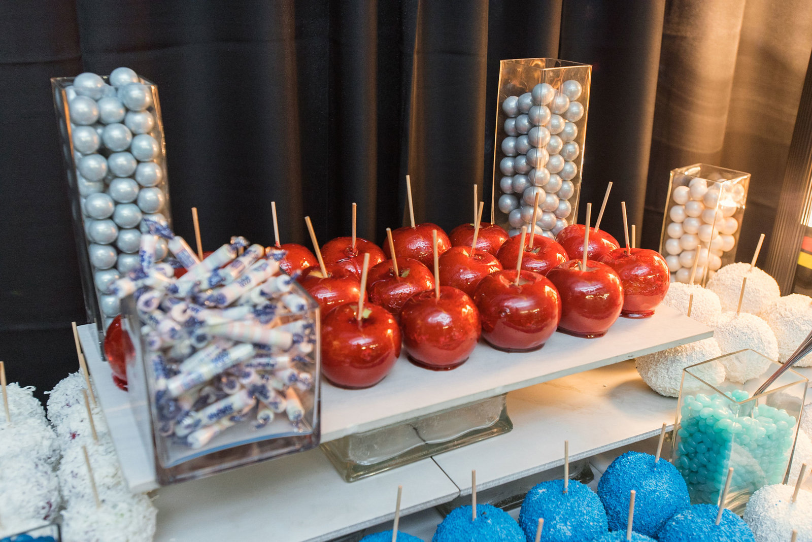 Candy apple at dessert table at Cradle of Aviation