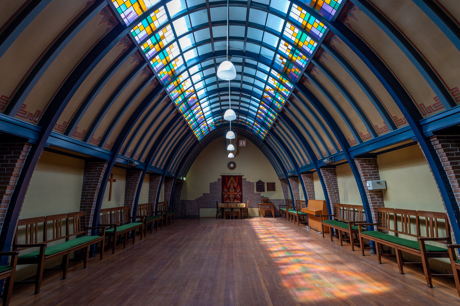 Lutherzaal aanzicht recht  lang wandkleed-49