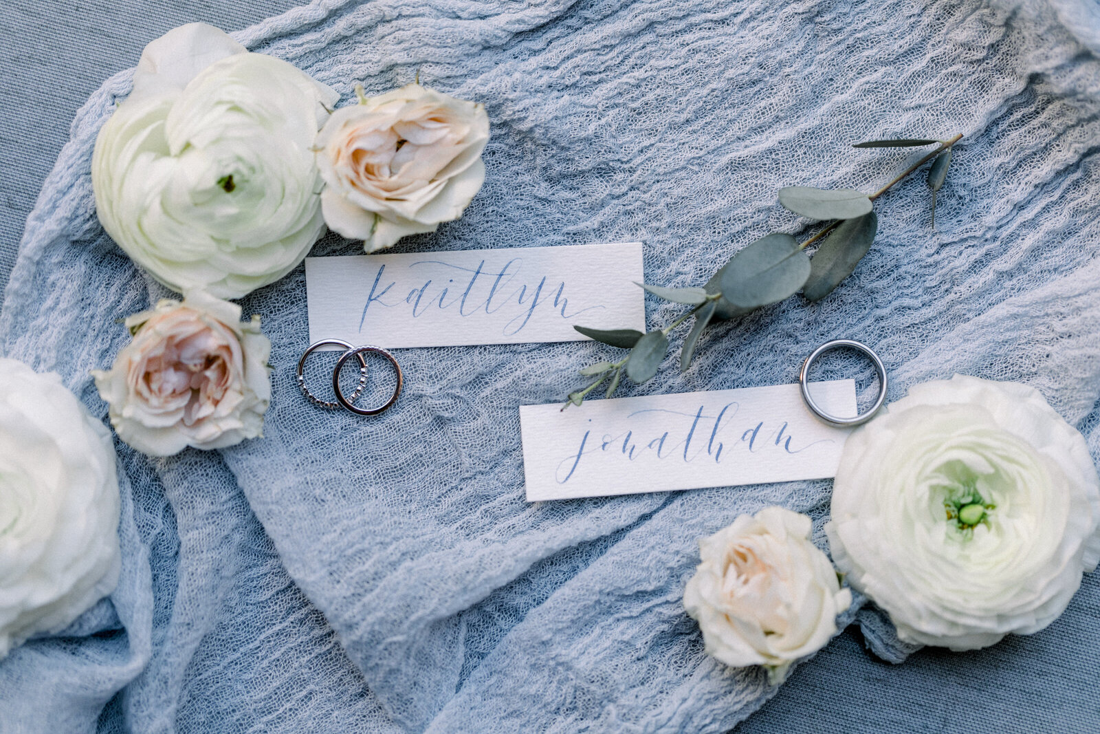 calligraphy-wedding-card-wedding-florist