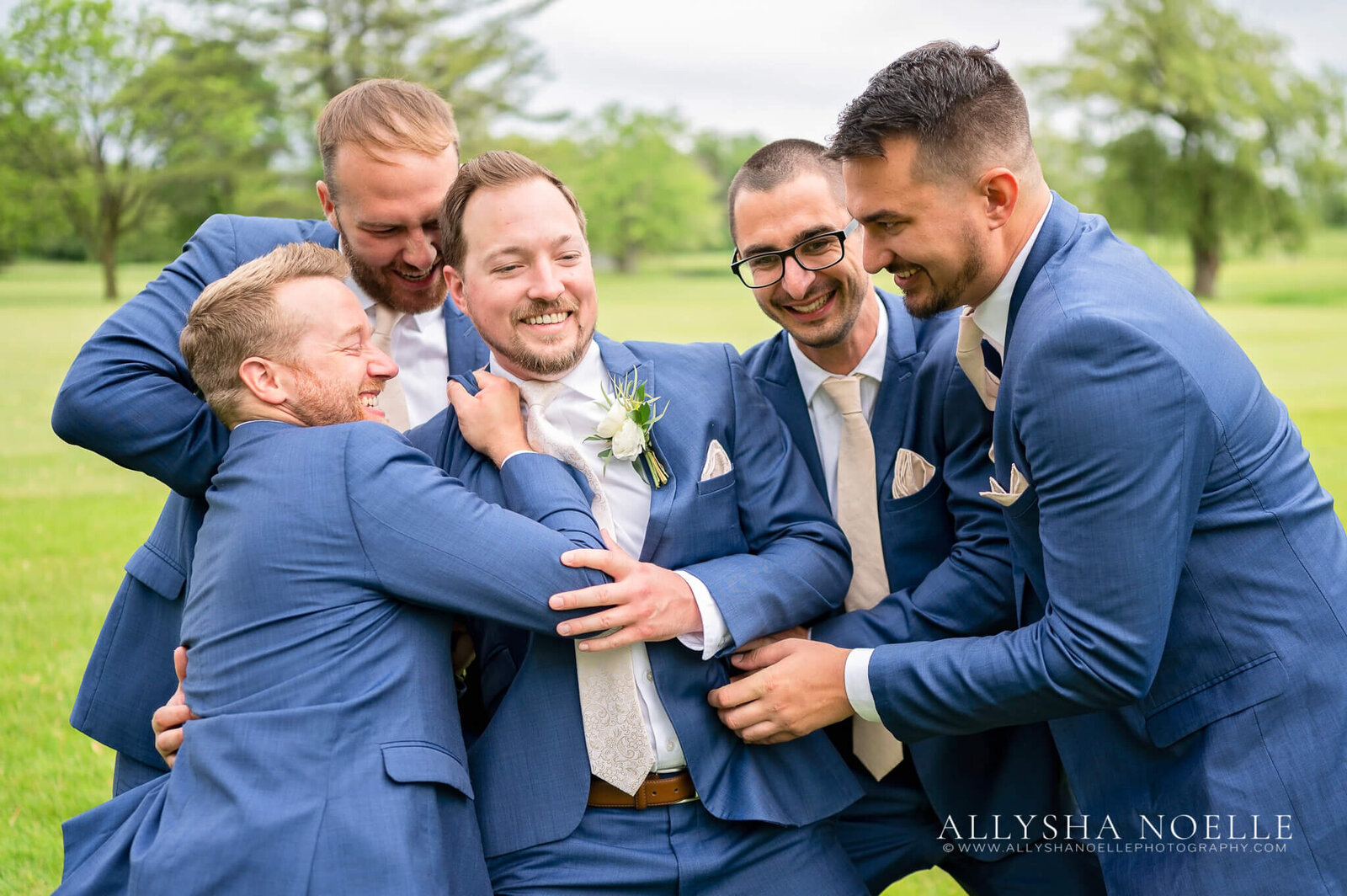 Wedding-at-River-Club-of-Mequon-269