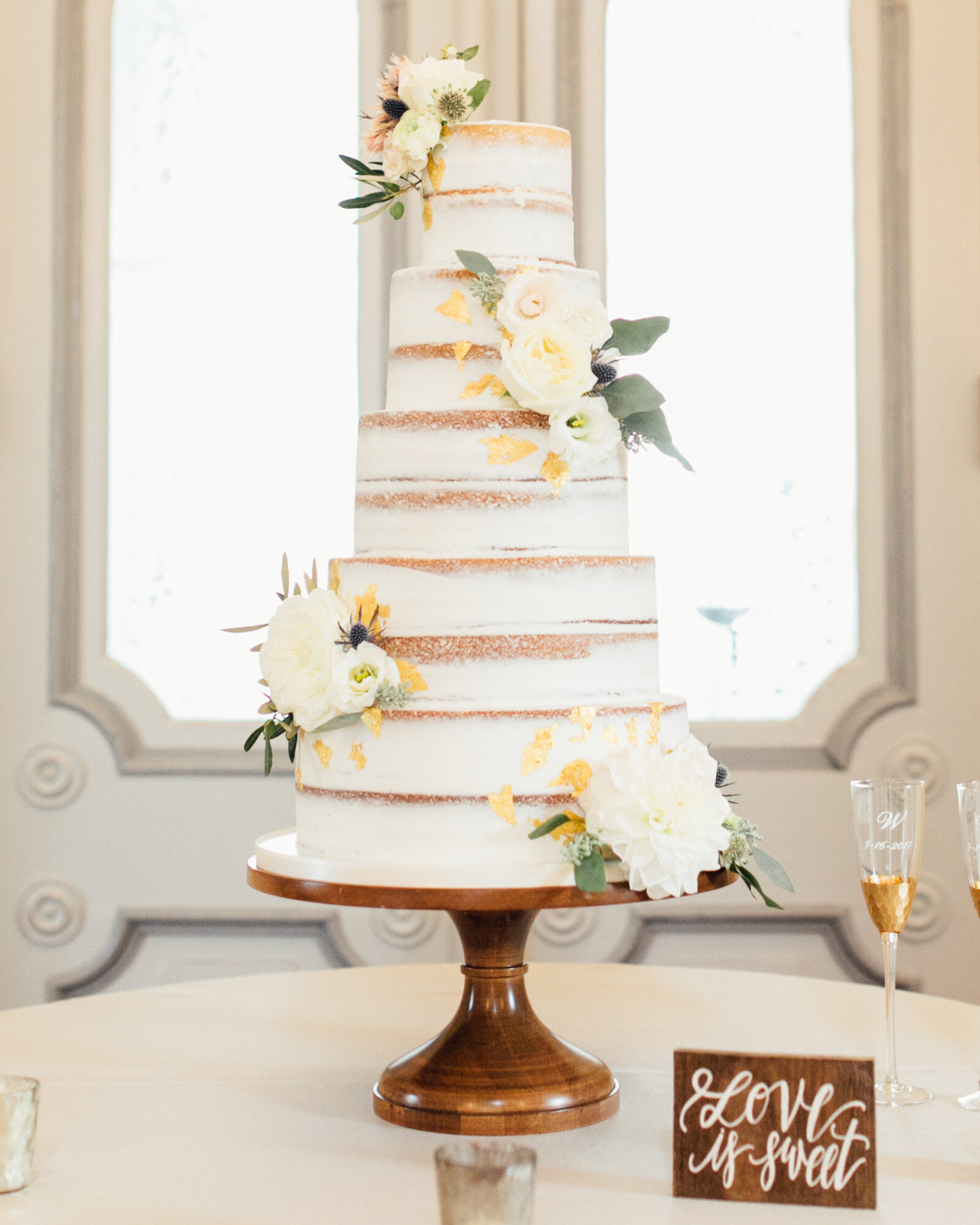 Textured-Organic-Wedding-Cake-Ashley-Cakes-24