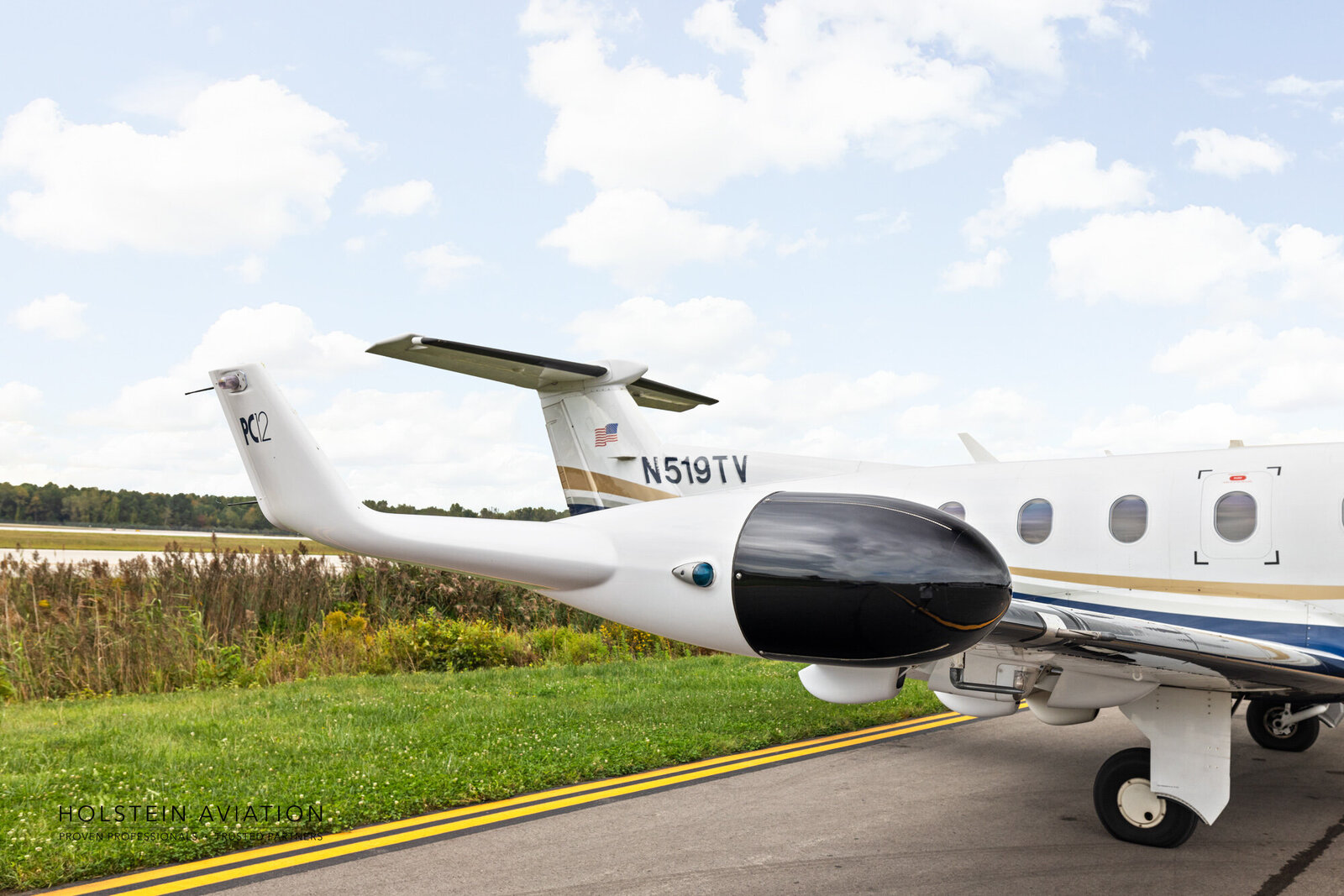 Pilatus PC12 N519TV Watermarked-8