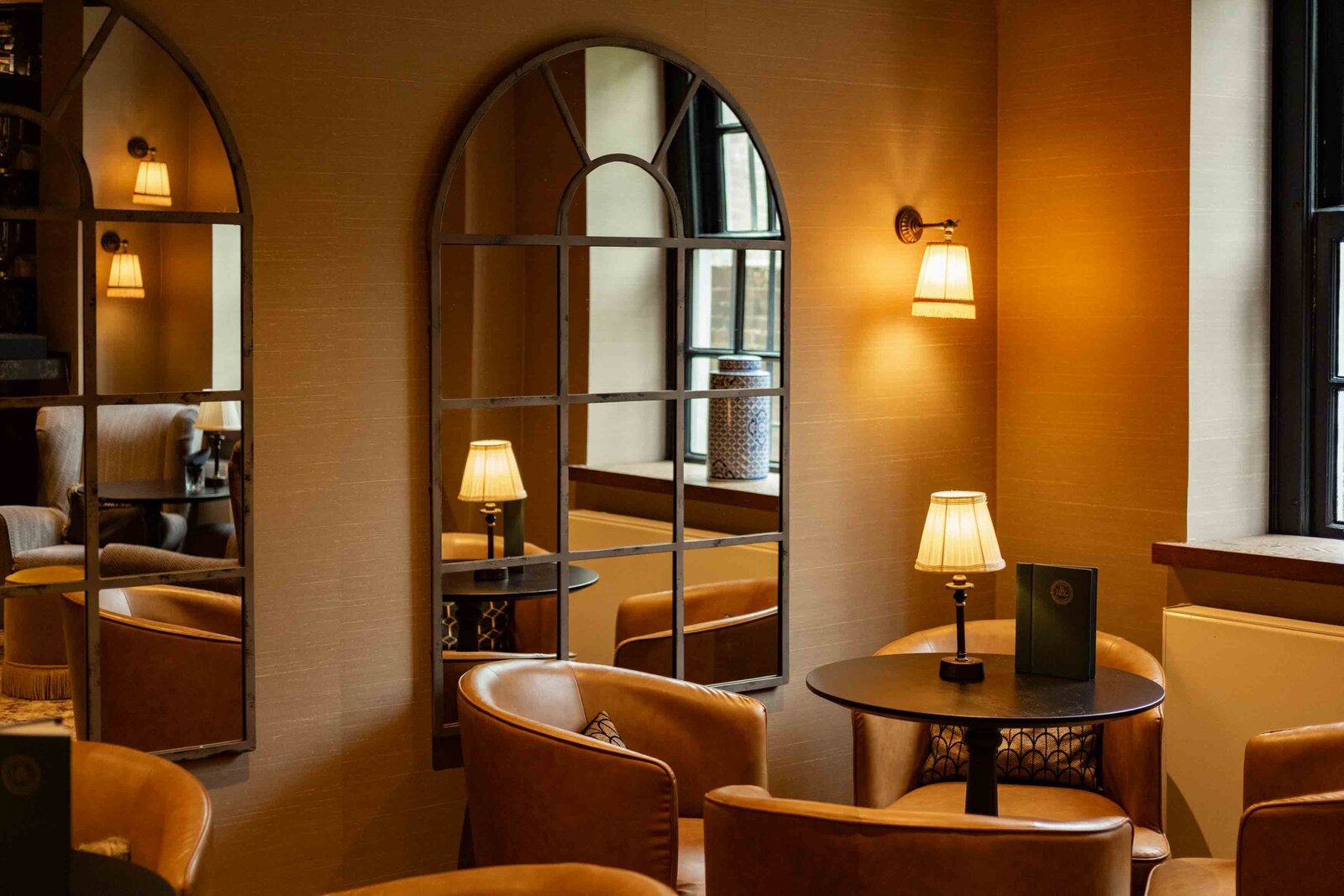 closeup van de bar van een landgoed hotel in noord holland