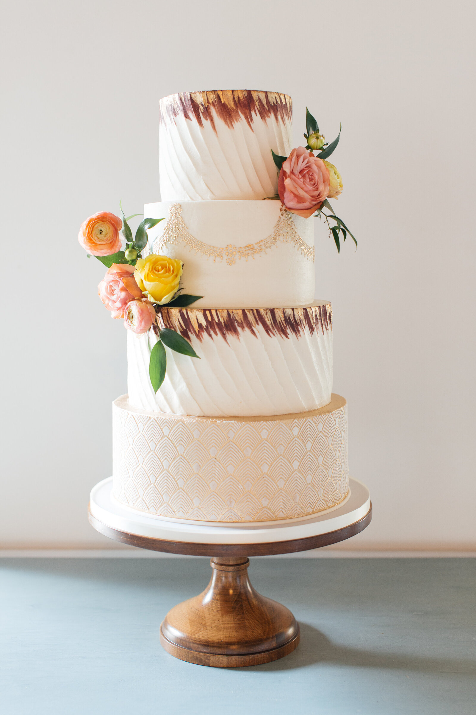 Modern-Wedding-Cake-Ashley-Cakes-7