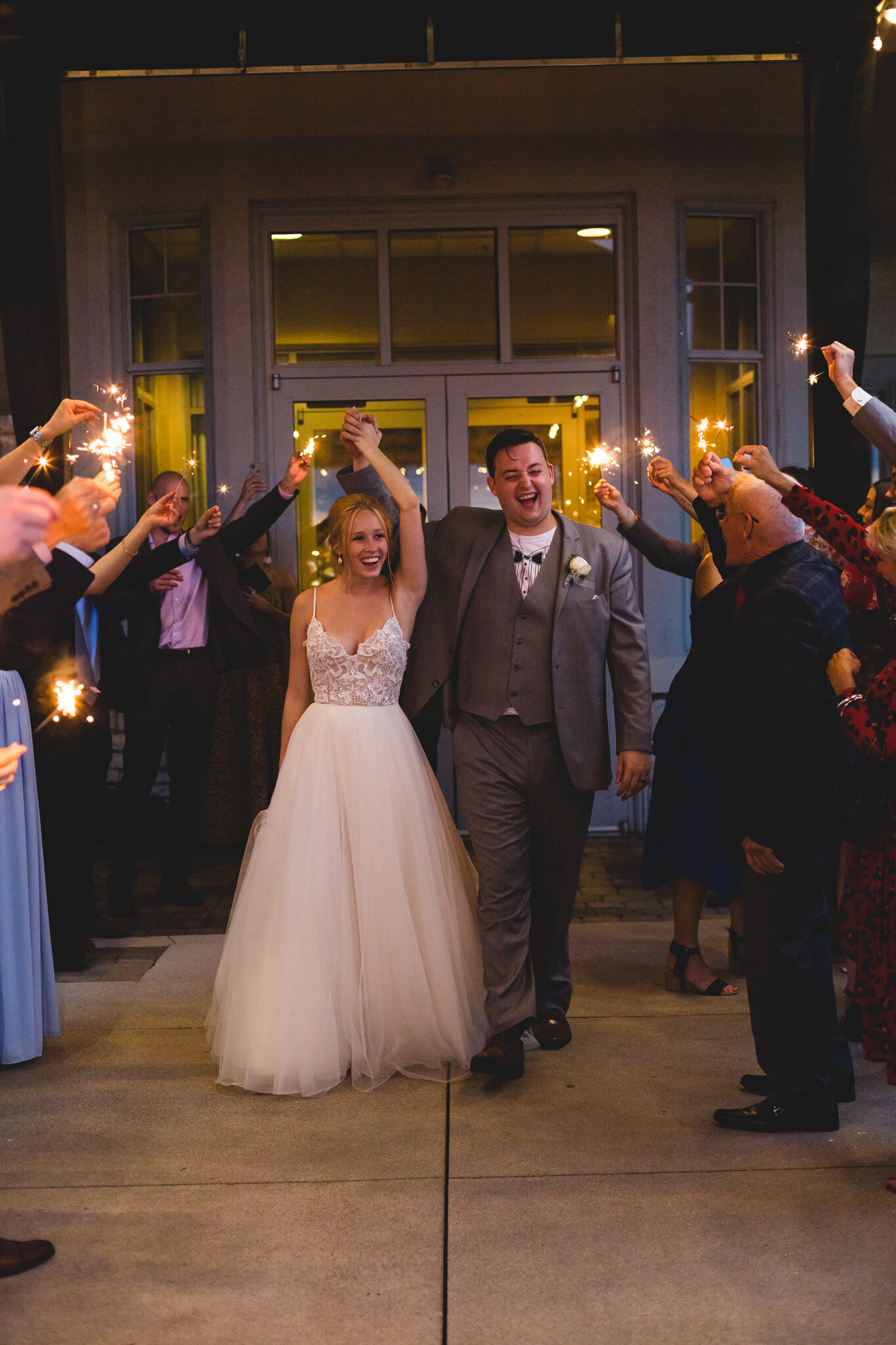 sparkler send off for bride and groom at ohio wedding