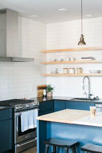 Showit-Template-Personal-Trainers-flatlay-10