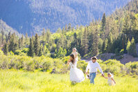 Red River Family portrait lifestyle photographer