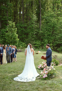 Eastwood Farm & Winery with florals from Flowergirl Cville and photography by Jessa Rose Moments.