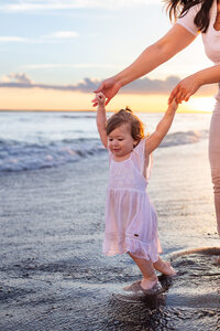 family-photoshoot-mallorca-neco-beach-eem 44