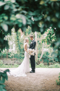 Carly+JamesWeddingSneak_MagdaAndSimon2023_0067_websize (1)