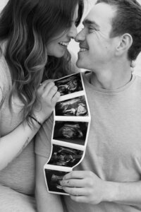 melmarie-photography-maternity-services-west-bend-wi-2-2