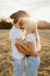 colorado-springs-couples-engagement-photographer