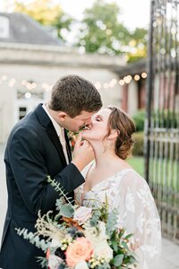 Best-Louisville-Kentucky-Wedding-Venues-Gardencourt20