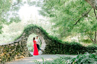 couples engagement session at Blithewold in Bristol RI