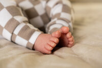Milwaukee-wisconsin-outdoor-newborn-photographer-145