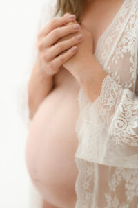 Salem Maternity Photographer