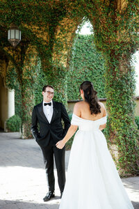 Samantha & Matt Wedding Sneak Peaks-30