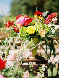 bright wedding flowers for indian wedding