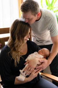 menomonee-falls-wisconsin-in-home-newborn-photographer-6