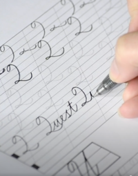 Online course to learn cursive writing