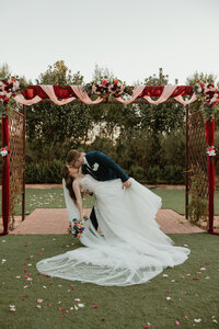 Schnepf-Farms-Garden-the-Farmouse-Wedding-Phoenix-Arizona-03