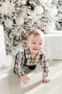 Gallery-2025_12-20 Christmas Minis Sarah 94-MSP-MSuarezPhotography