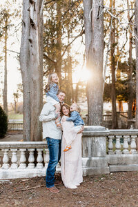 family mini engagement couple wedding christmas spring fall sessions maternity photographer wedding photography stuarts draft waynesboro charlottesville staunton4