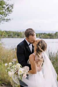 Outdoor wedding day couple photography
