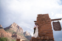 zion-elopement-photographer-the-narrows-angels-landing-photo-604_websize