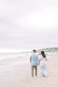 Maternity-Photoshoot-Crystal-Cove-Laguna-Beach_011