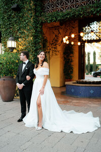 Samantha & Matt Wedding Sneak Peaks-92