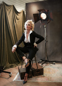 tampa-photographer-studio-wardrobe-41