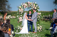 jonathan-edwards-winery-wedding-north-stonington-ct-10