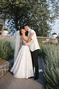 new-york-wedding-photographer-nyc-film-photographer-love-melissa-2202