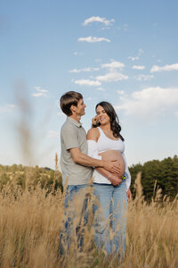 Boulder-Maternity-Portraits-Betasso-Preserve-65